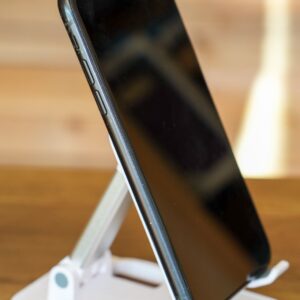 Apple iPhone XR 64GB Black – Unlocked – New Battery – Well Used Condition - Image 3