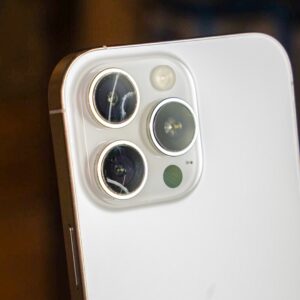 Apple iPhone 16 Pro Max – 256gb - 92% Battery – White Titanium - Image 2
