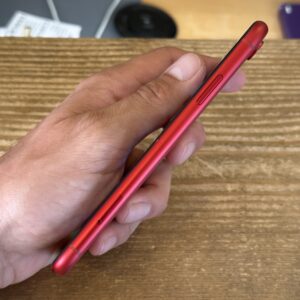 Apple iPhone XR 64GB – Red – Good Condition – 93% Battery Health – Unlocked - Image 3